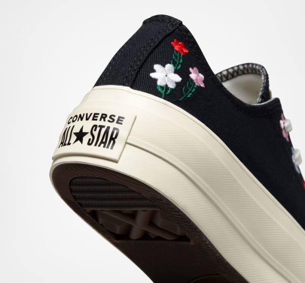 Converse Chuck Taylor All Star Lift Platforme Floral Embroidery Nízke Tenisky Čierne Viacfarebný | CV-902NPB